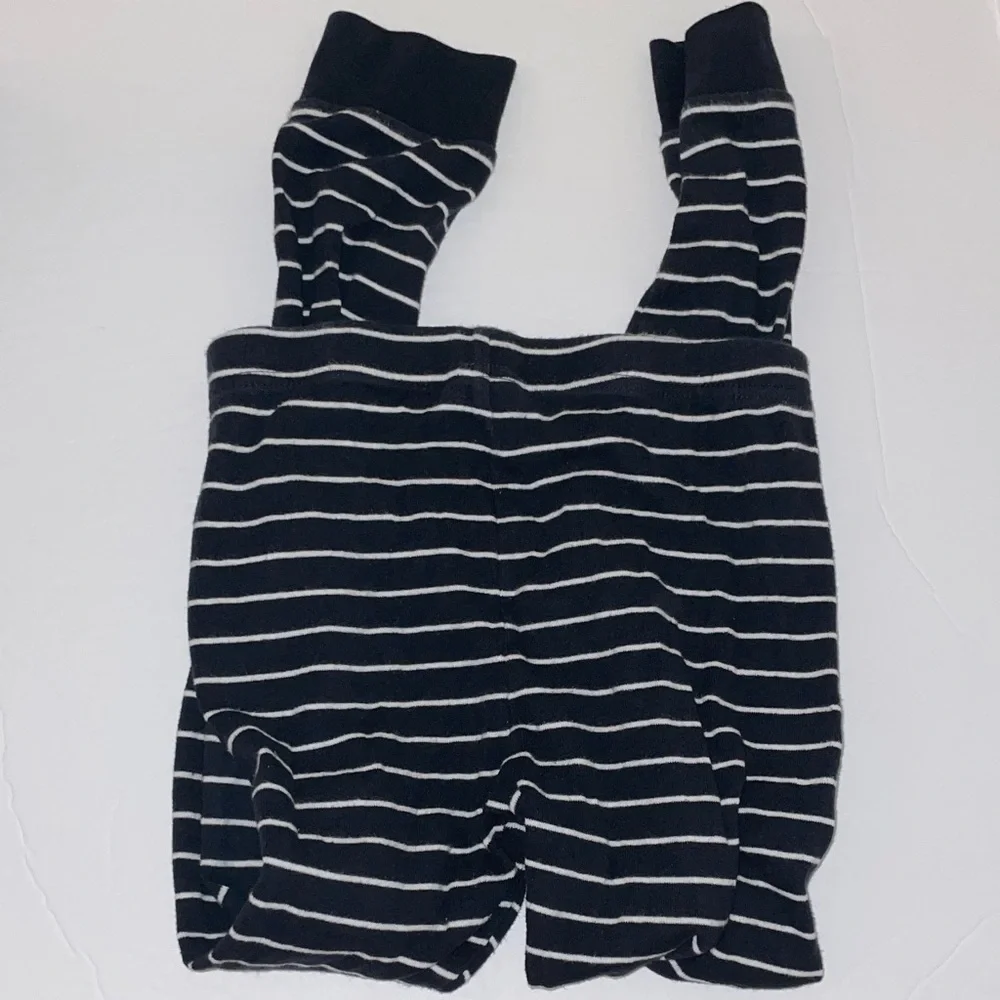 Carter's Black and White Striped Pajama Set - Picture 6 of 8